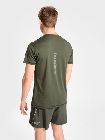 nwlBEAT POLY TEE, 1954, model
