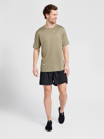 MEN STATEMENT T-SHIRT S/S, 8220, model