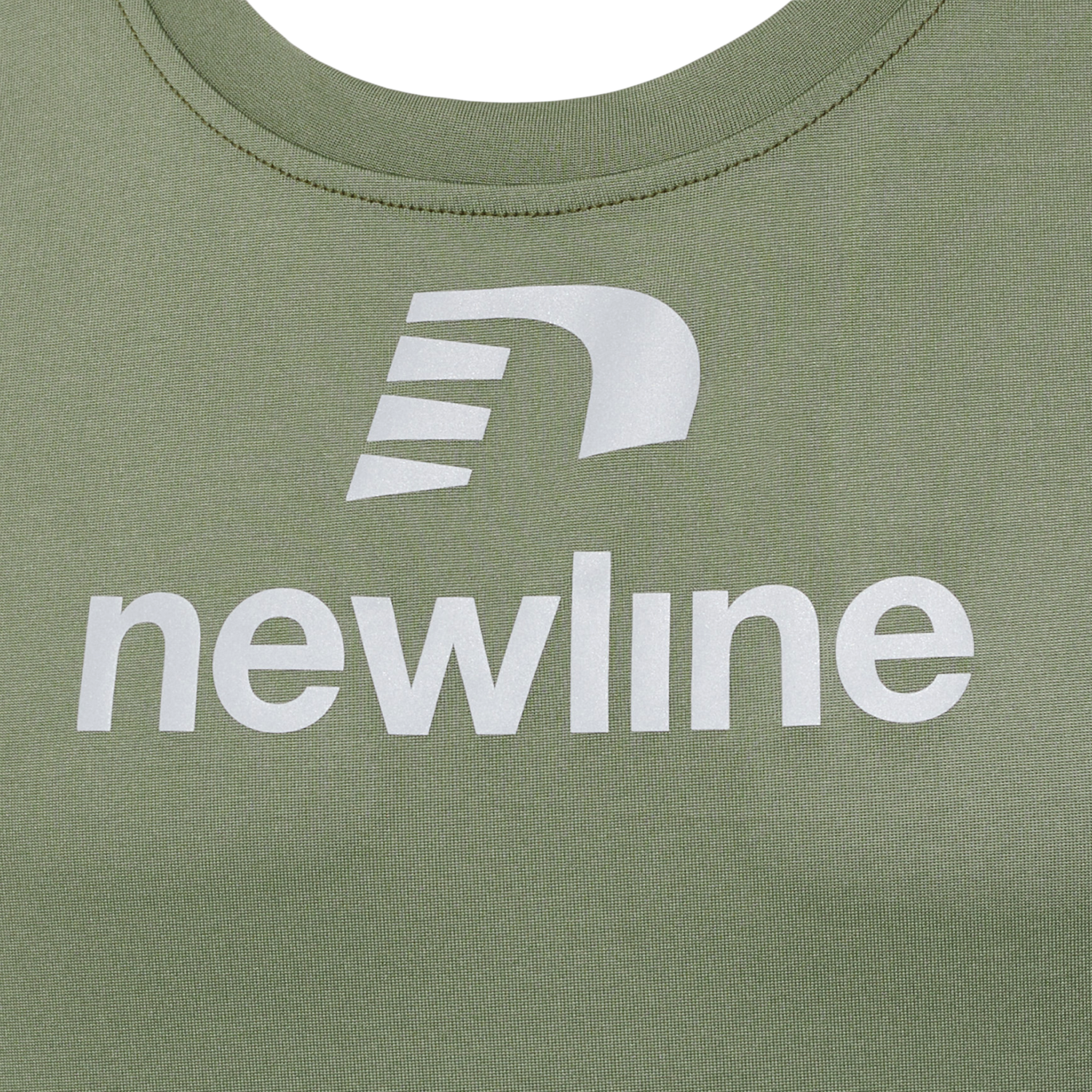 nwlBEAT SINGLET, DEEP LICHEN GREEN, packshot
